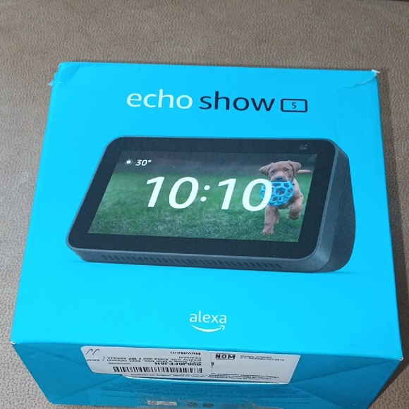 Amazon Echo Show 5 with Alexa - Black - Picture 1 of 3